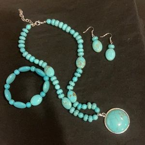 Necklace Earrings & bracelet